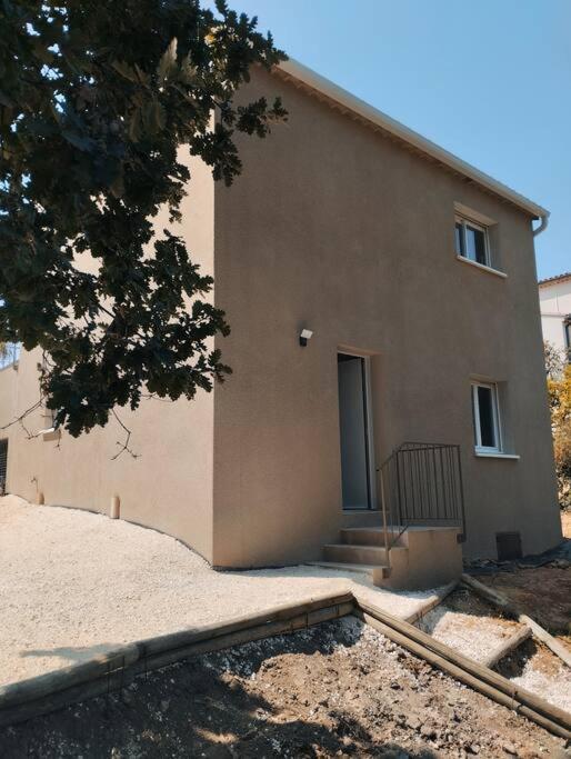 Charmante Maison Avec Jardin Aux Portes Des Gorges De L'Ardeche Saint-Julien-de-Peyrolas Exterior photo